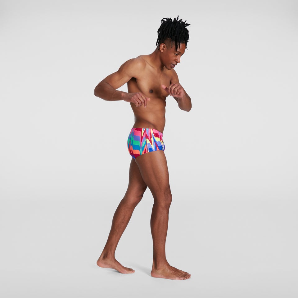 Slip de bain Homme Rainbow Wave Training 17 cm rouge/rose