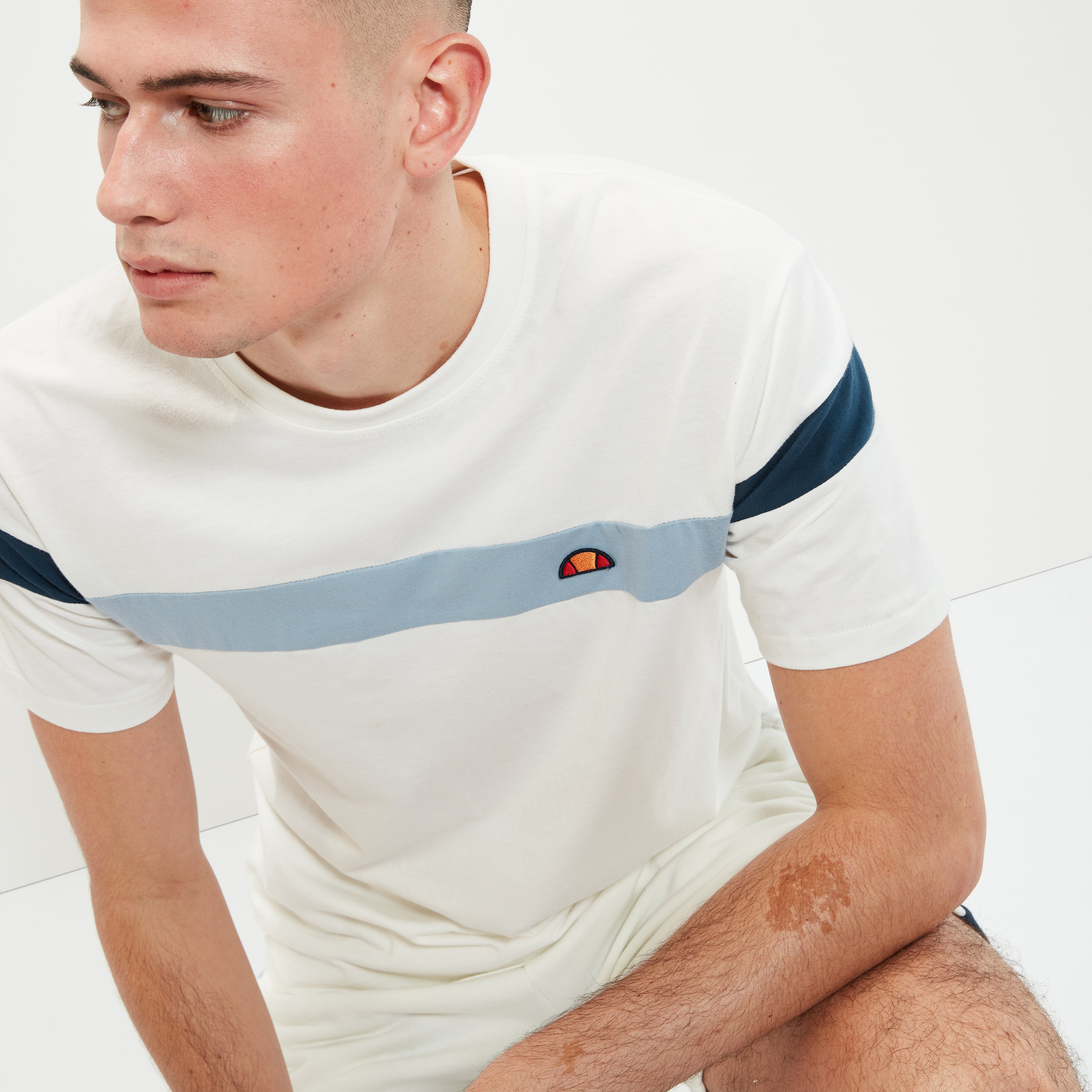 Men's Caserio Tee Off White | ellesse UK