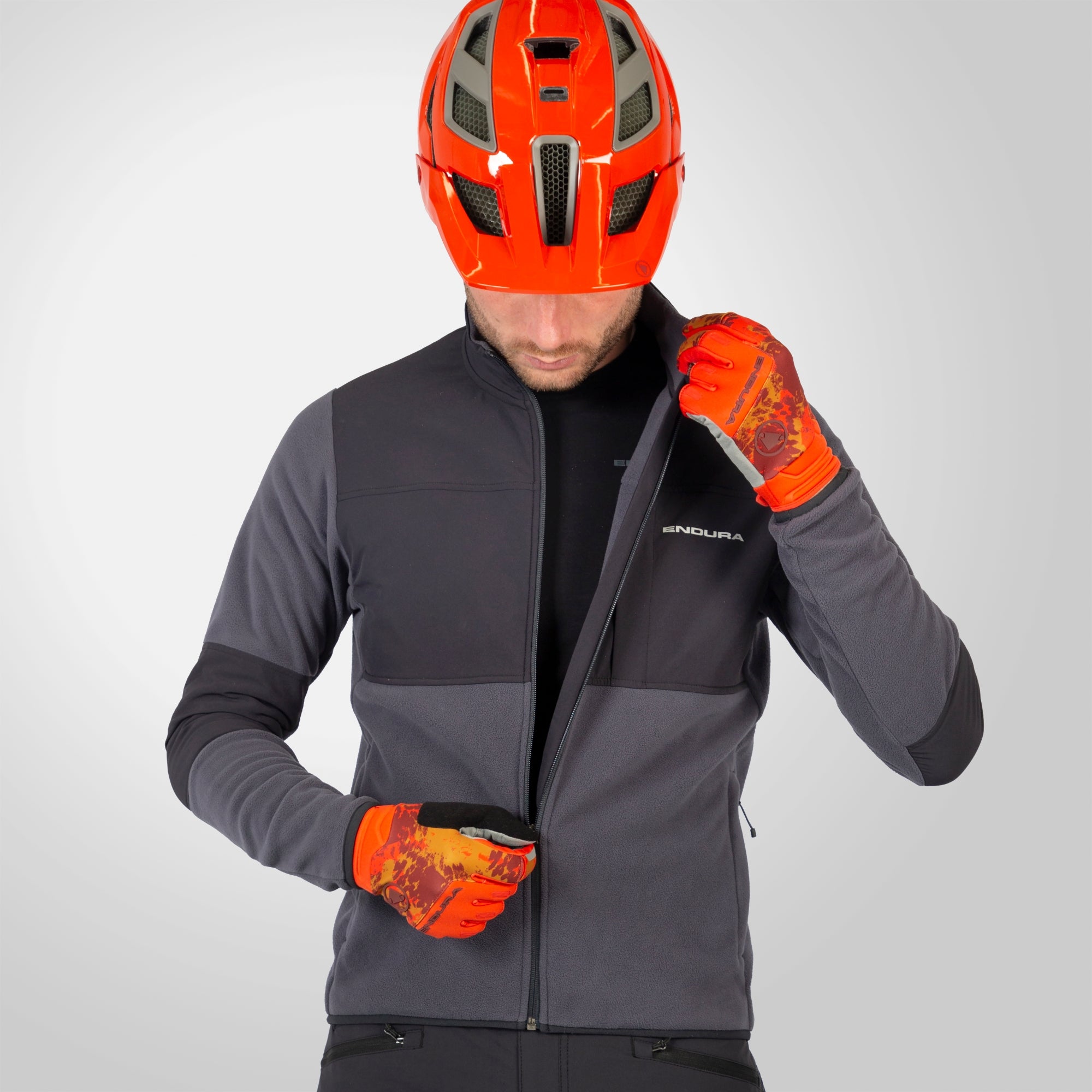 Endura Men's Hummvee Full Zip Cycling Fleece Endura Hummvee Full Zip Fleece Jacket Men - ensign blue | BIKE24