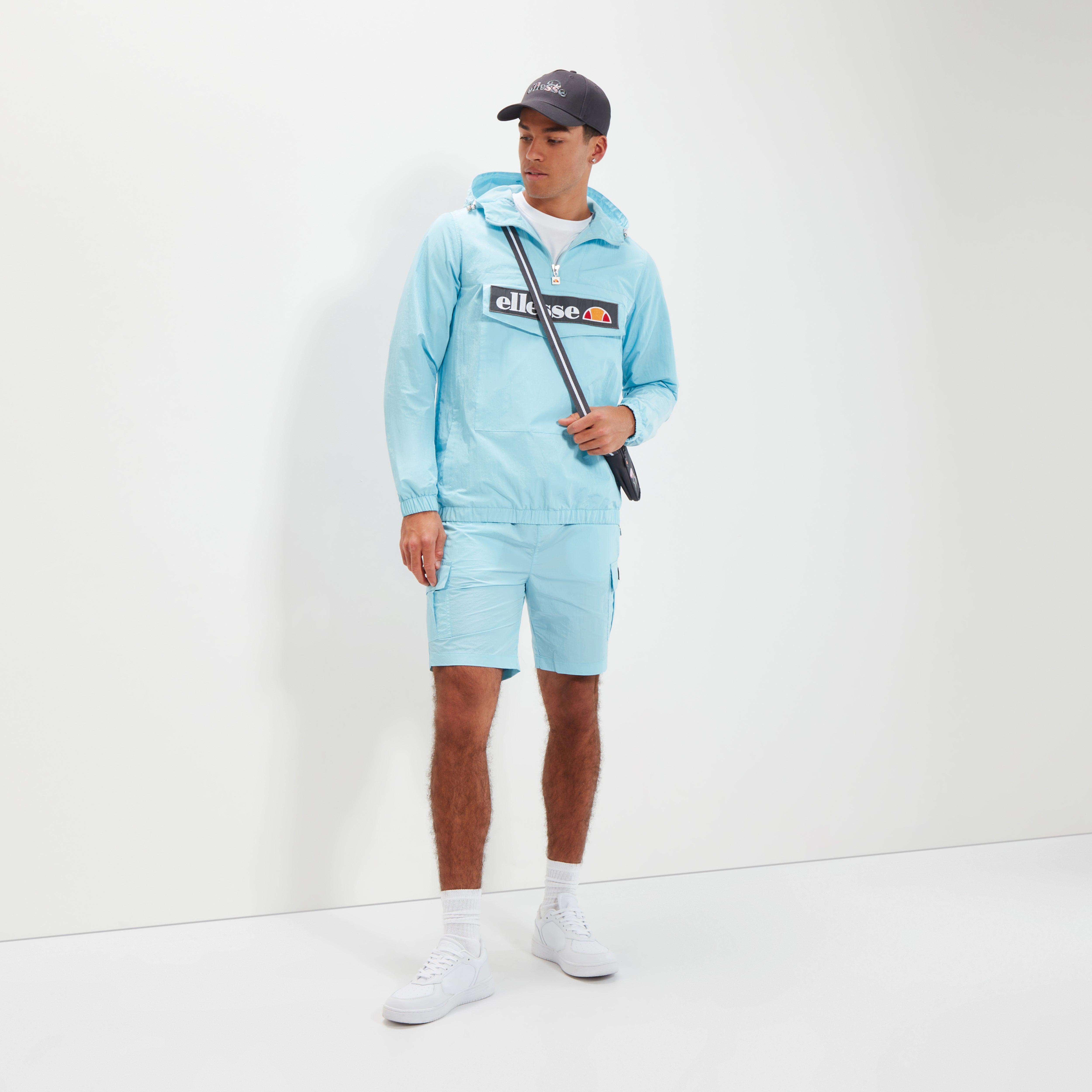 Men's Zavelo Oh Jacket Light Blue | ellesse UK