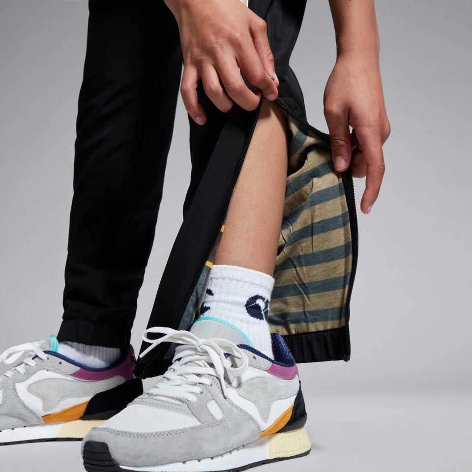 Junior Unisex Uglies Tapered Cuff Stadium Pant Black