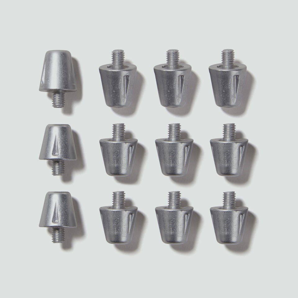 CCC PERFORMANCE STUDS -SHORT SILVER