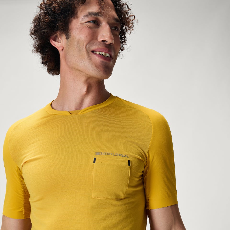 Men's GV500 Foyle Tech Tee - Mustard Yellow