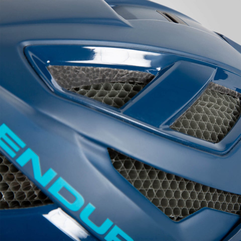 MT500 MIPS® Helm - Blaubeere