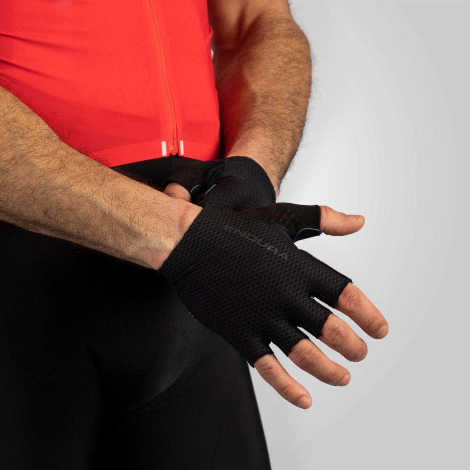 Engineered Mitts - Black