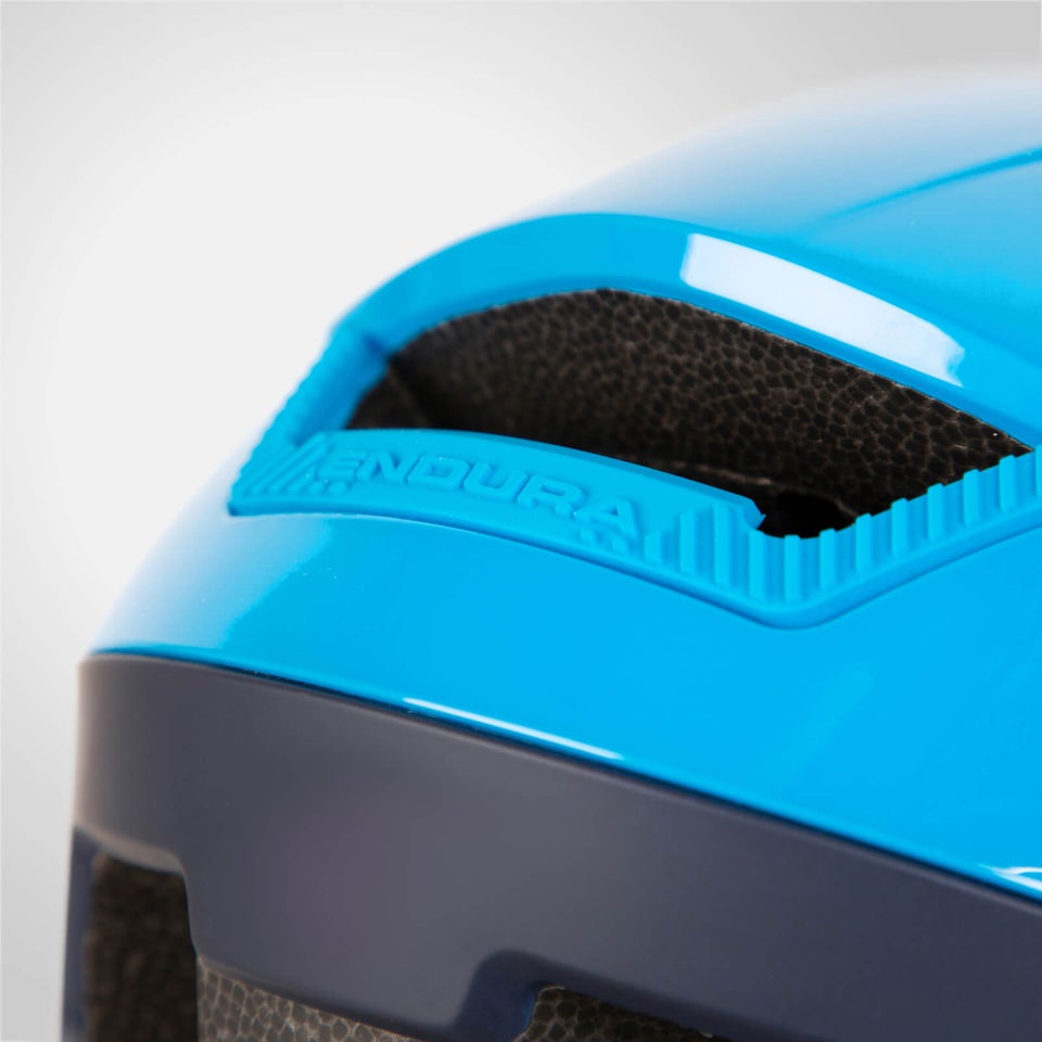 SingleTrack MIPS® Helmet - Electric Blue
