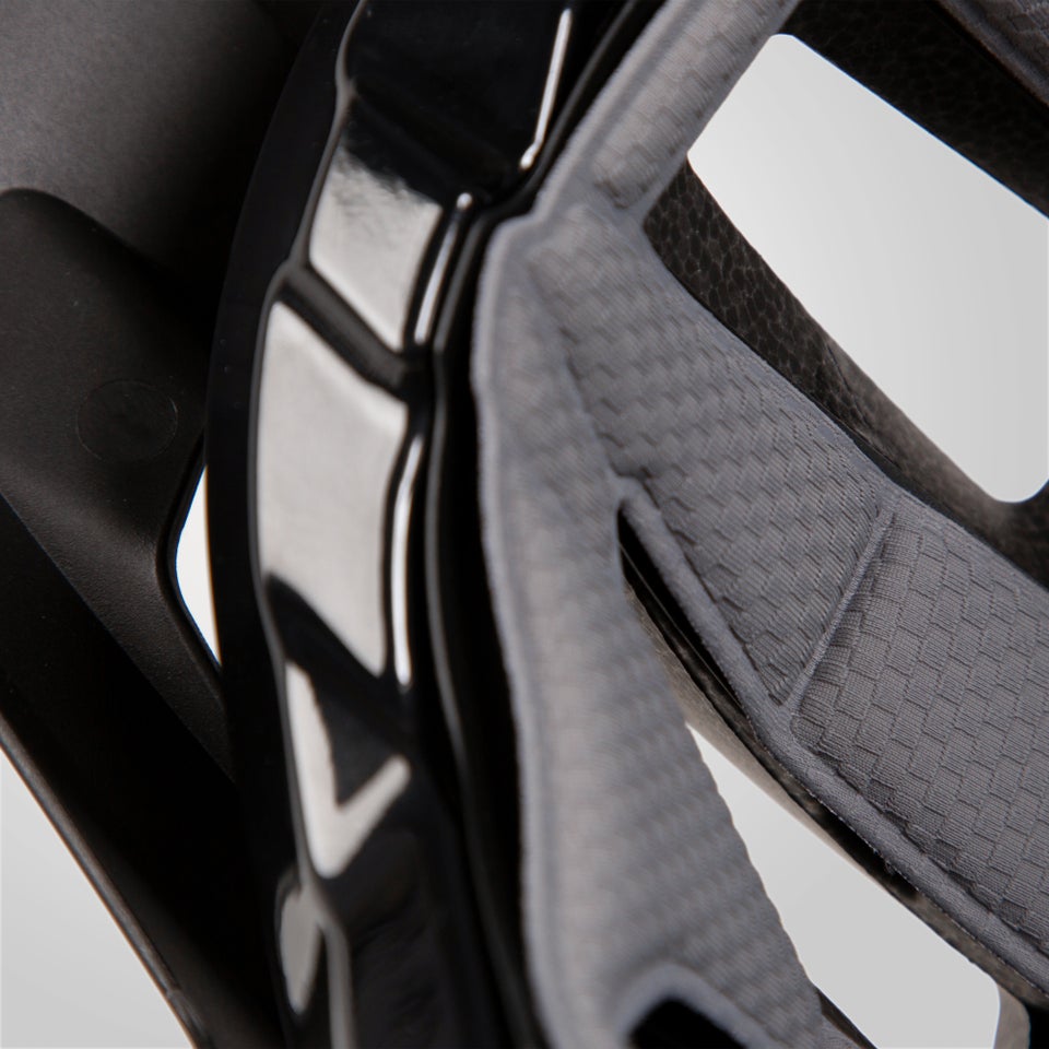 SingleTrack MIPS® Helmet - Black