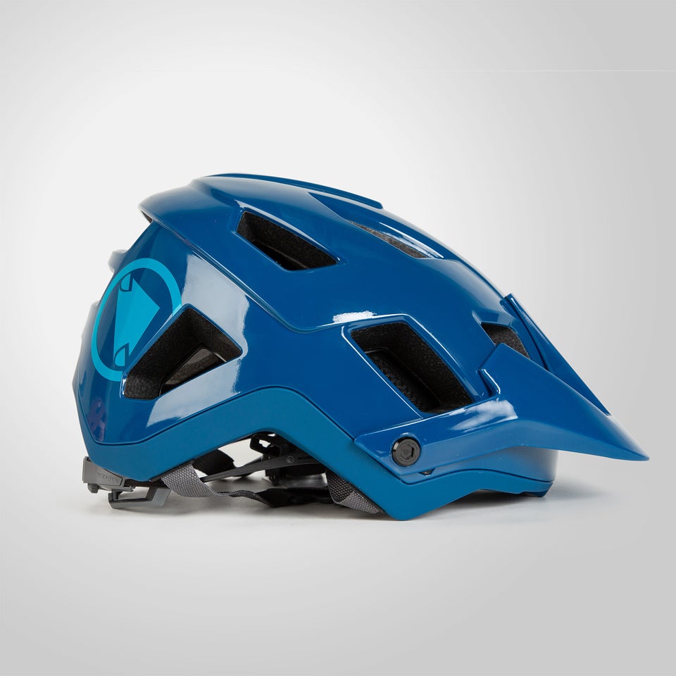 Hummvee Plus Mips® Helmet - Blueberry - M-L