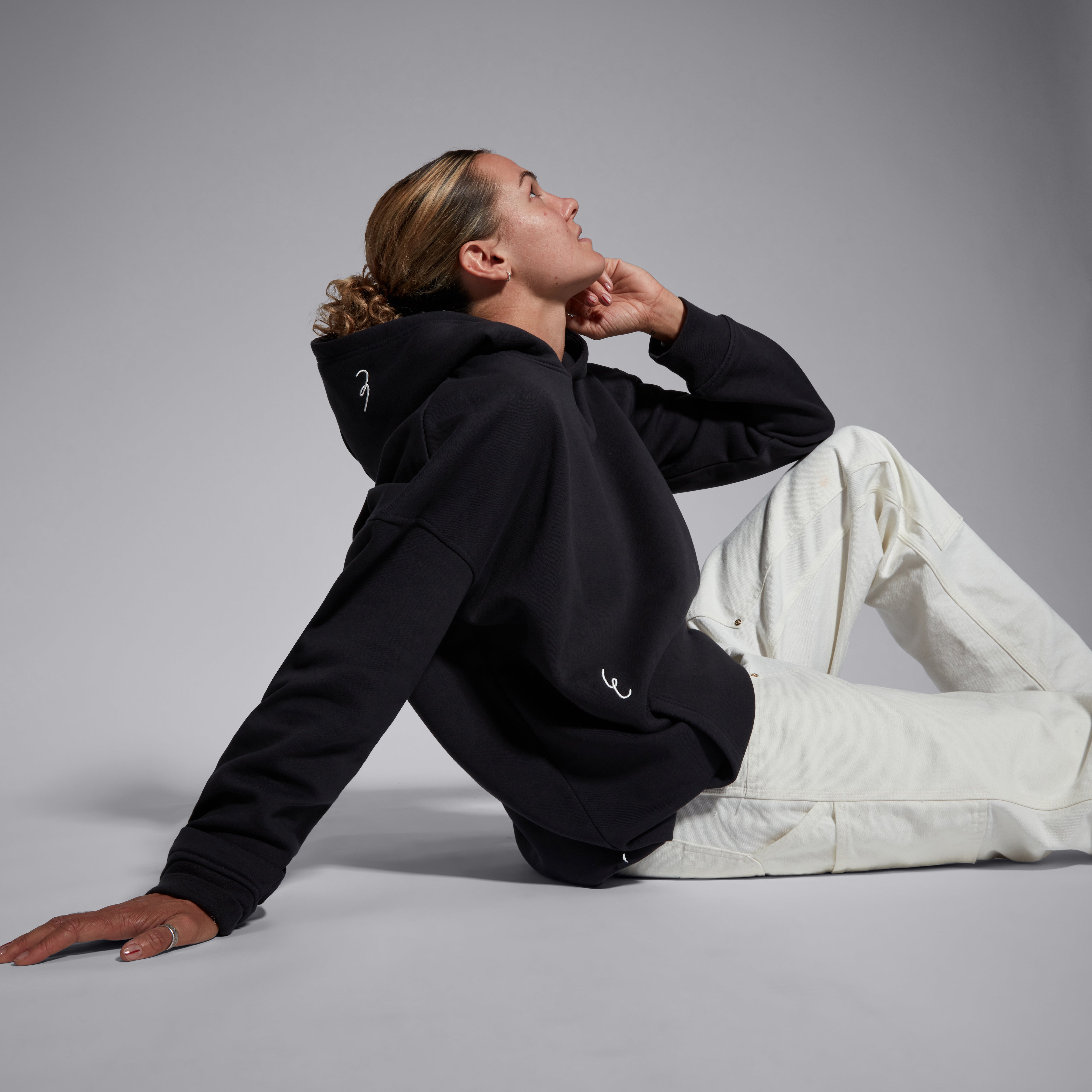ellie シルキージップフーディー 黒 Womens Ellie X CCC Hoodie Black | Canterbury