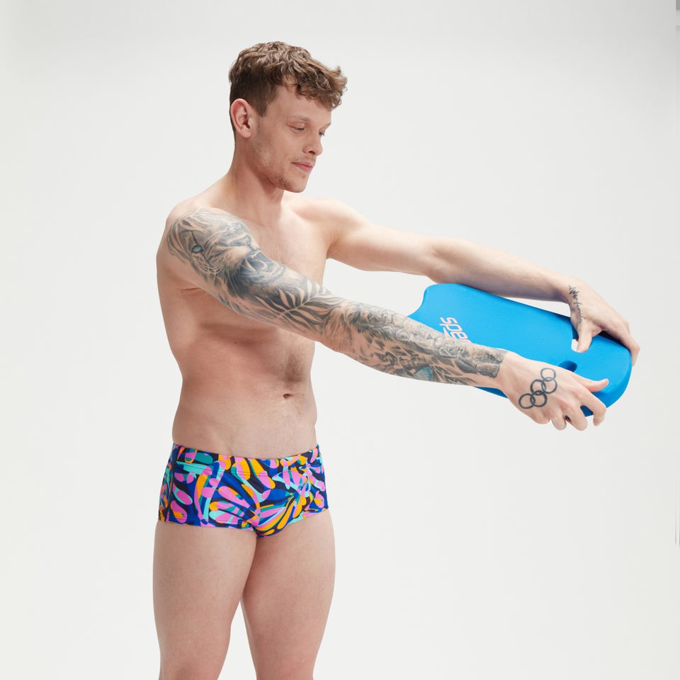 Slip de bain Homme Club Training Allover Digital 13,5 cm bleu/mangue