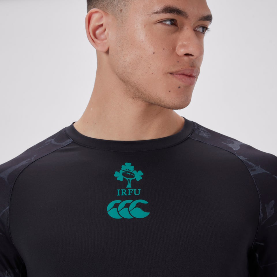 Mens Ireland Long Sleeved Super Light Training Tee Black