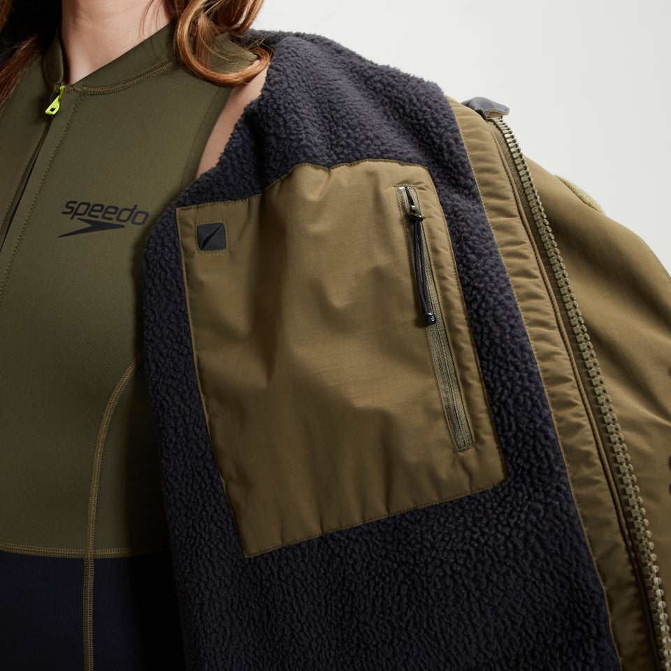 Adult Therma Change Robe Green/Black