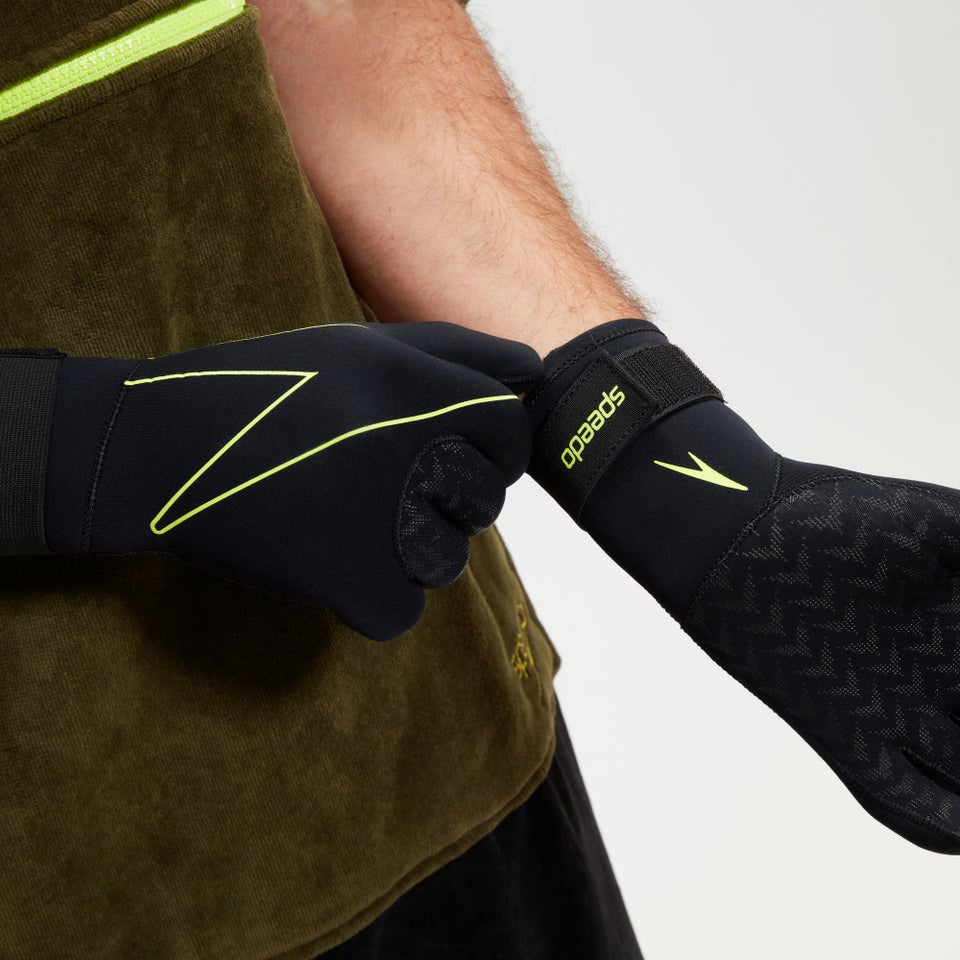 Adult Swim Gloves Black/Yellow