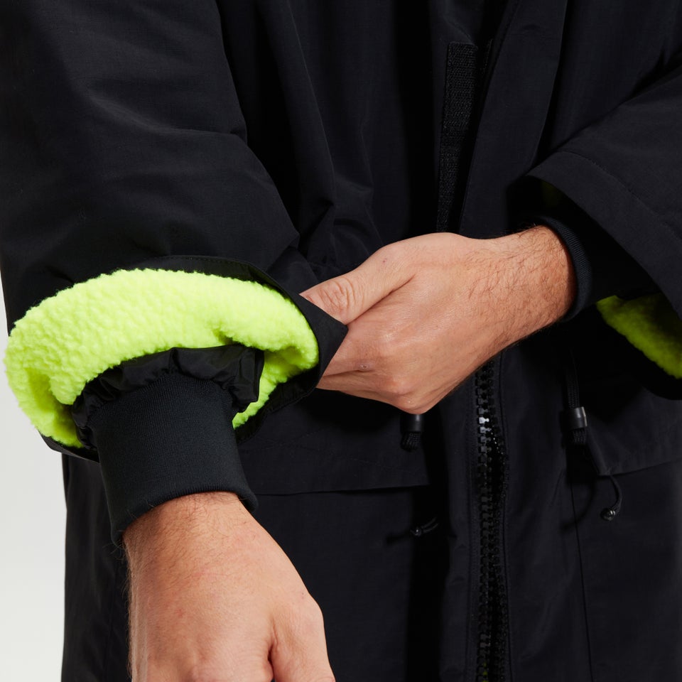 Unisex Change Robe Black/Yellow