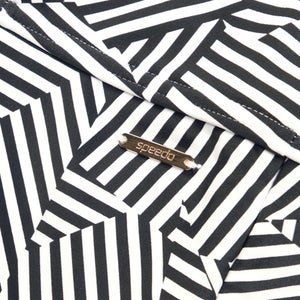 Formender bedruckter asymmetrischer Badeanzug für Damen Schwarz/Weiß