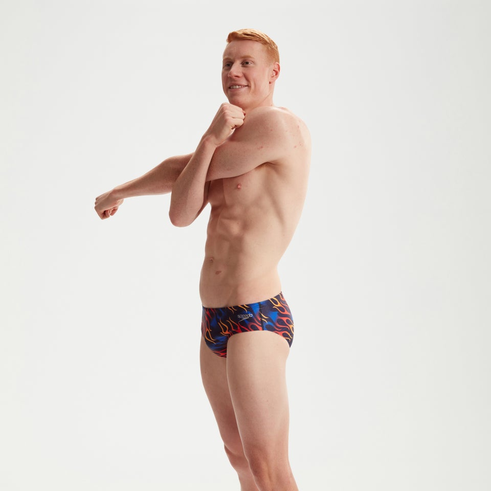 Herren Club Training Badehose mit digitalem Allover-Print, 8 cm Blau/Orange