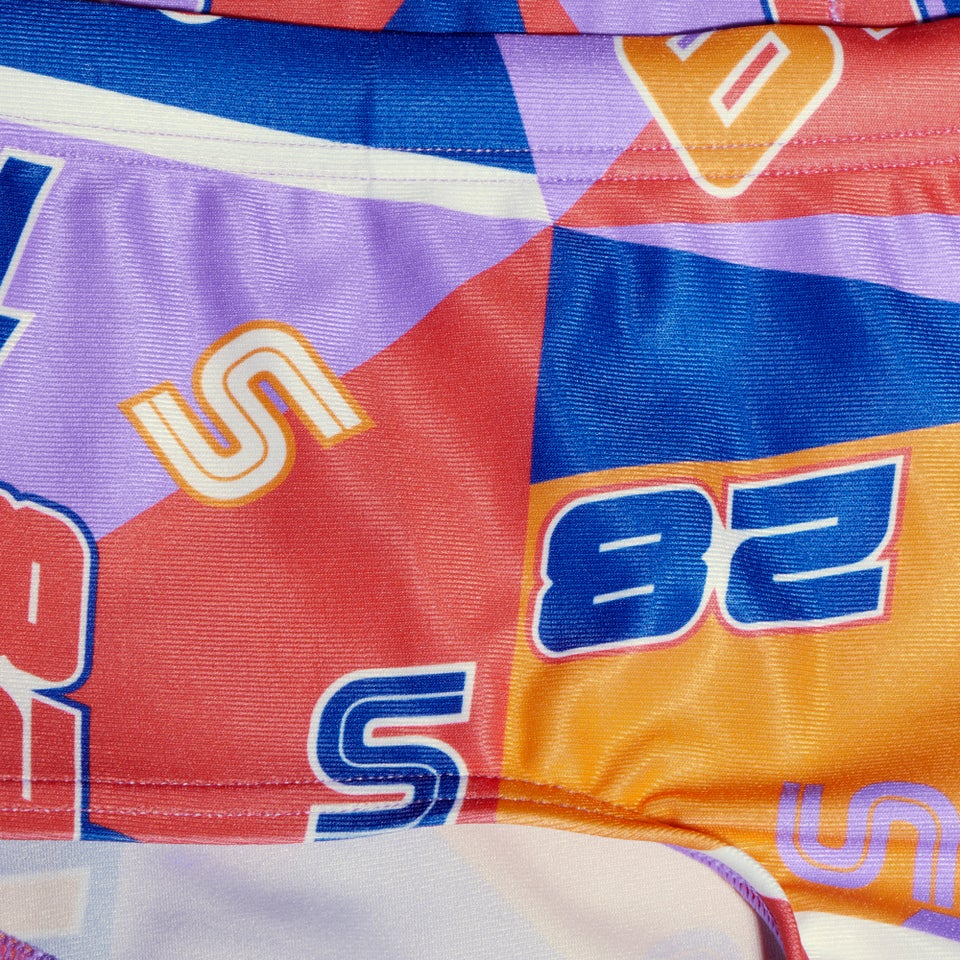 Jungen Club Training Badehose mit digitalem Allover-Print, 13 cm Blau/Gelb