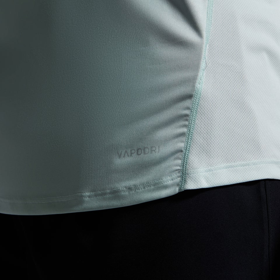 Mens Vapodri Graphic Superlight T-Shirt Green