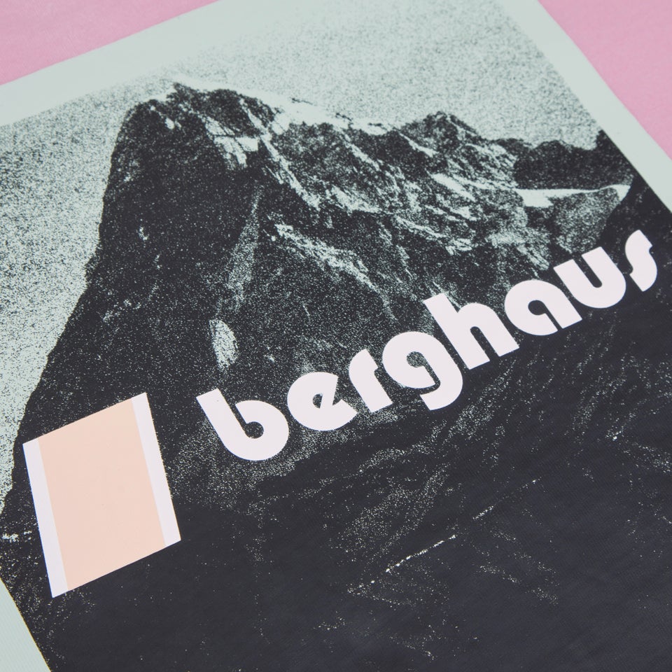 Unisex Climbing Record Short Sleeve T-Shirt - Purple