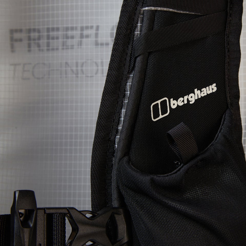 Unisex Freeflow 30L Pack Grey/Black