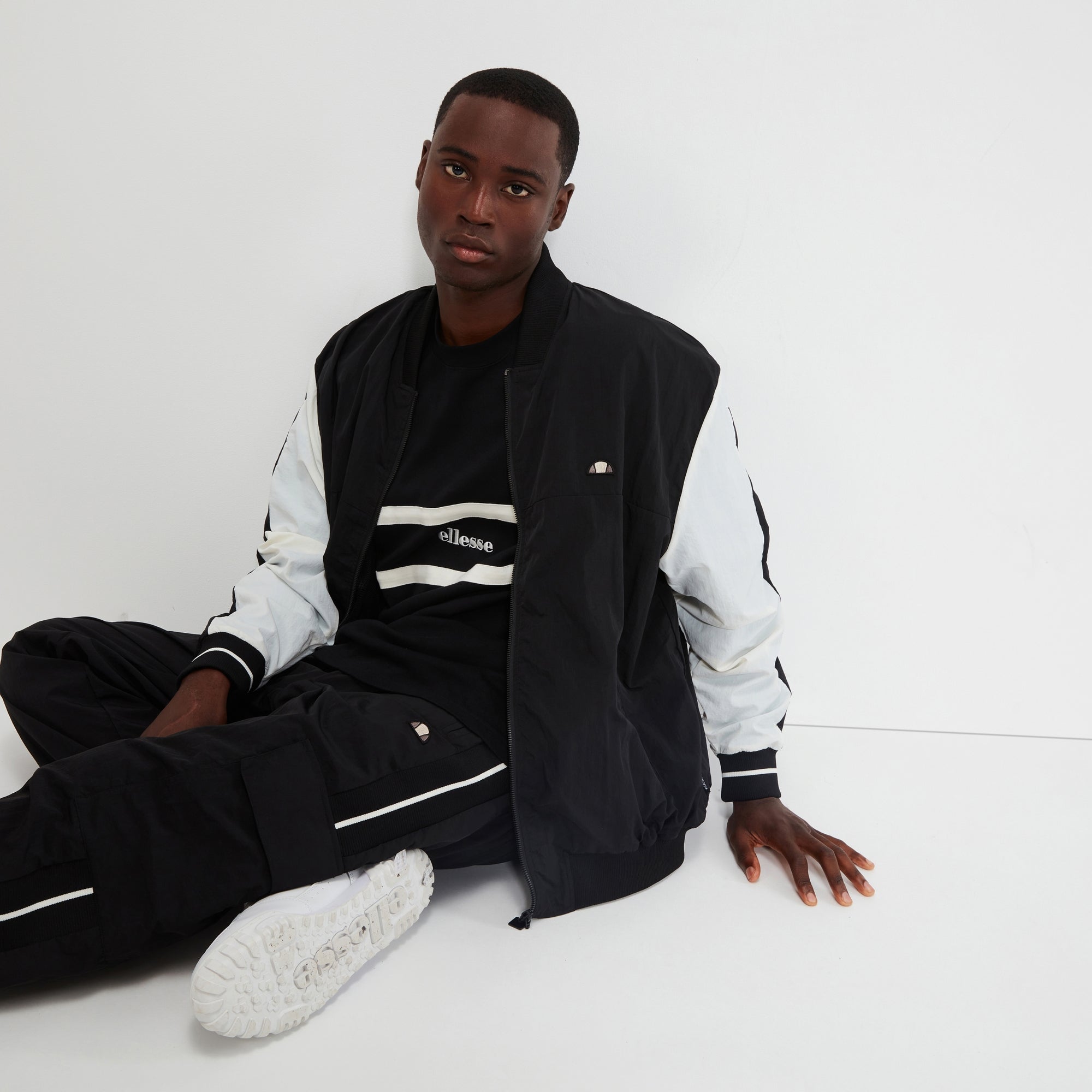 Men's Lacozza Jacket Black | ellesse UK