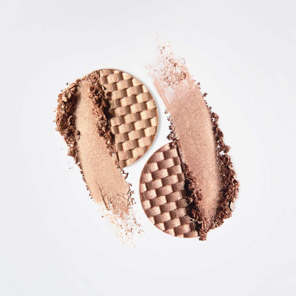 Highlight - Between Two Women