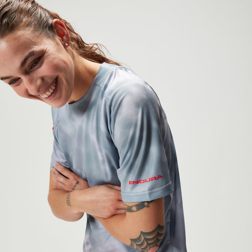 Women's Ltd Pixel Cloud S/S Tee - Dreich Grey