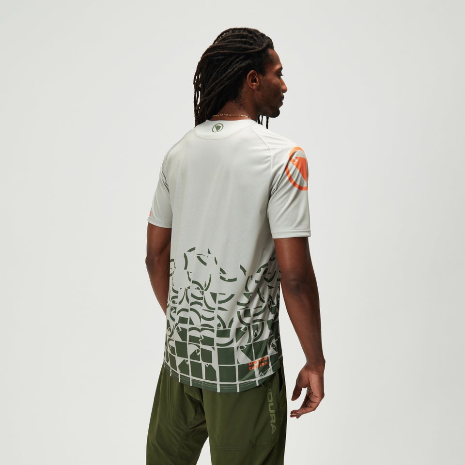 Icon Tee Limited: Pebble - Pebble Gray