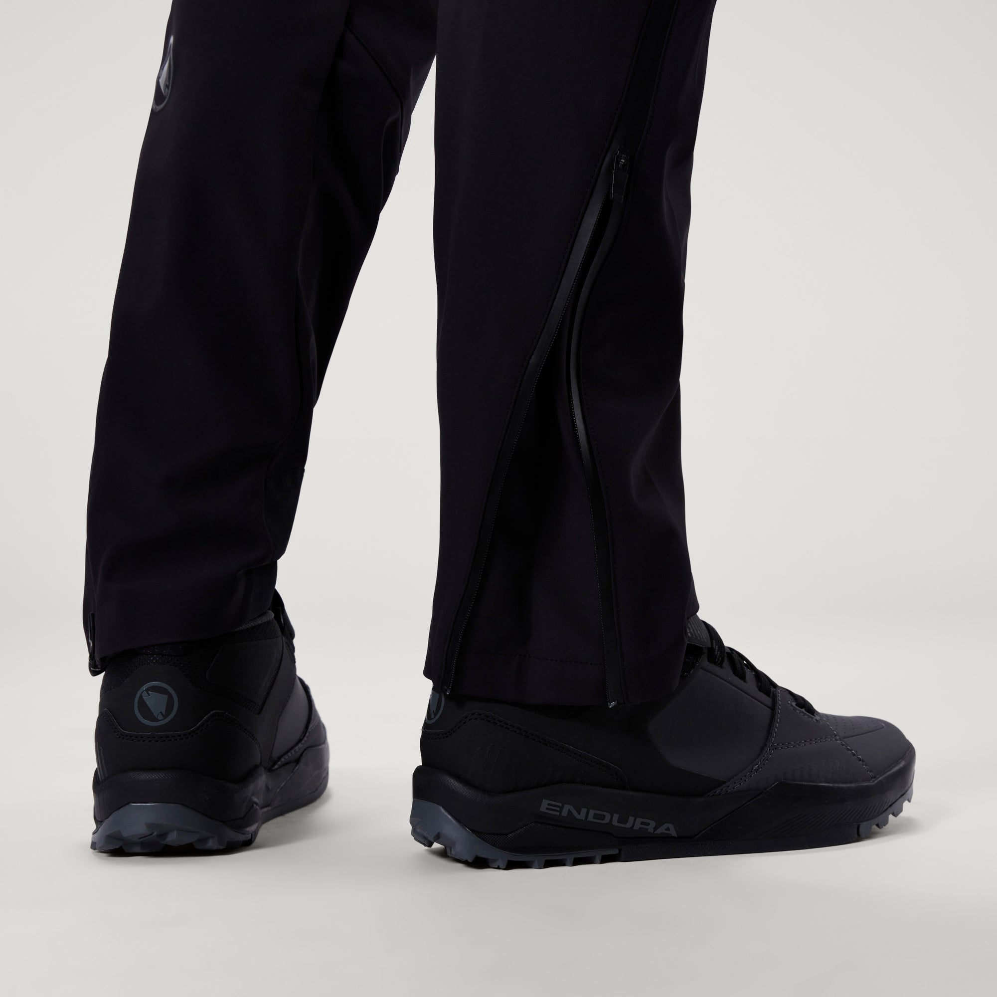 Endura MT500 Spray Hose – Wasserdichte Offroad-Fahrradhose Mit Spritzschutz