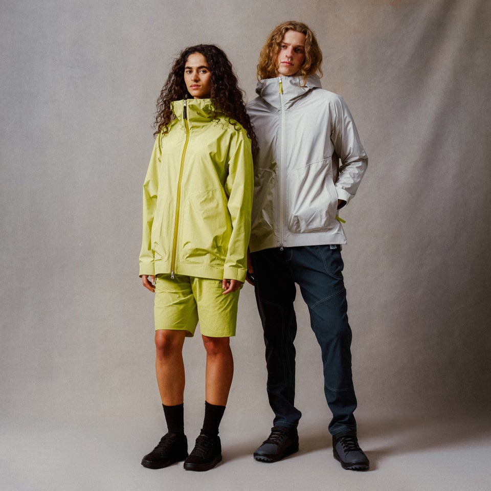 Unisex Corner Shorts (With Liner) - Celery