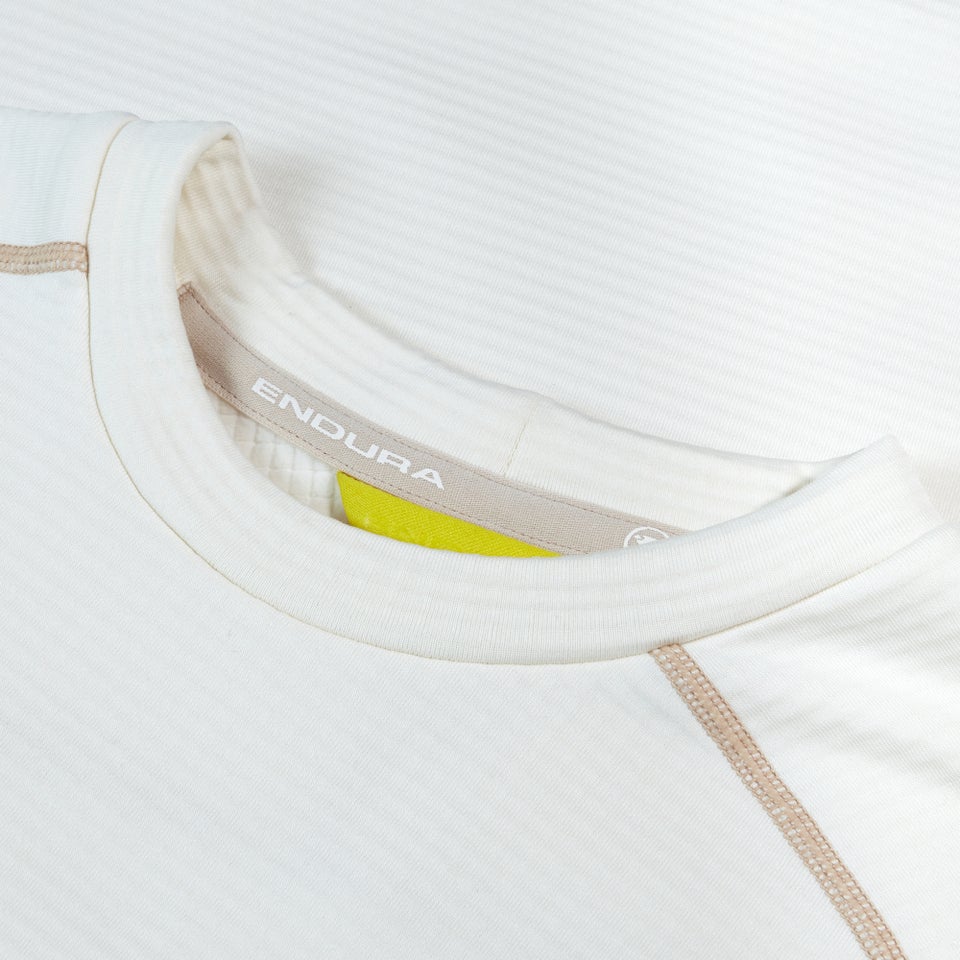 Unisex Corner Sweatshirt - Whisper White