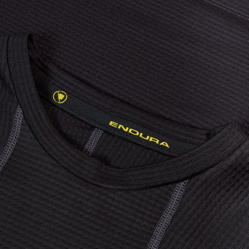 Unisex Corner S/S Tee - Black