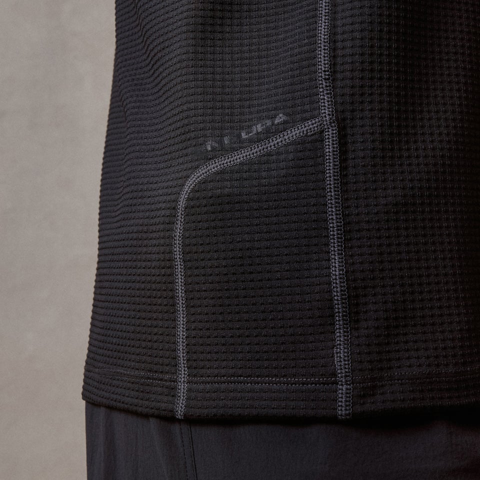 Unisex Corner S/S Tee - Black