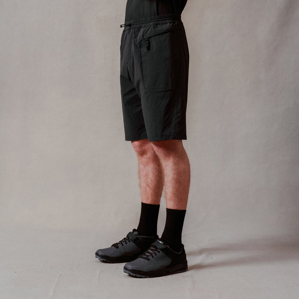 Unisex Corner Shorts (With Liner) - Black