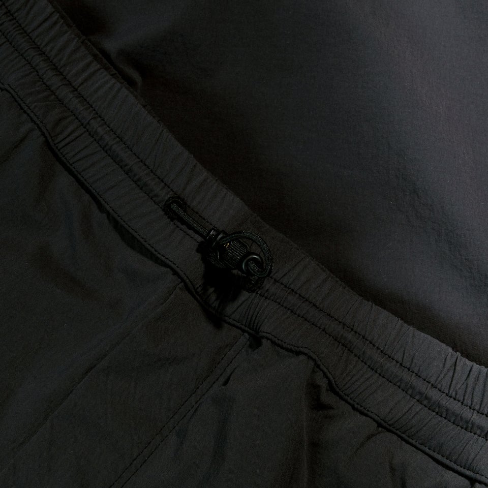 Unisex Corner Shorts (With Liner) - Black