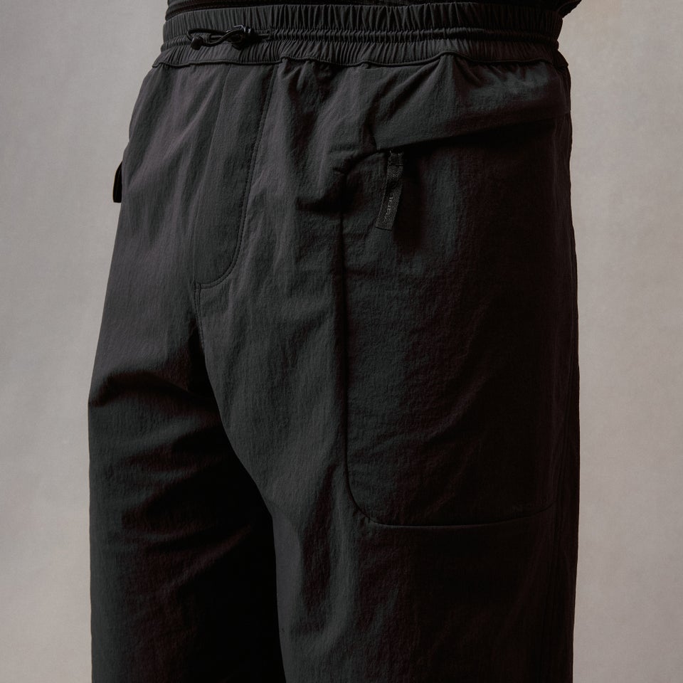 Unisex Corner Shorts (With Liner) - Black