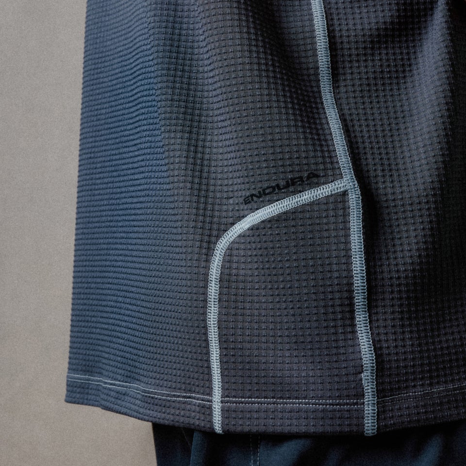 Unisex Kurzarm-Corner-Shirt Ombre-Blau