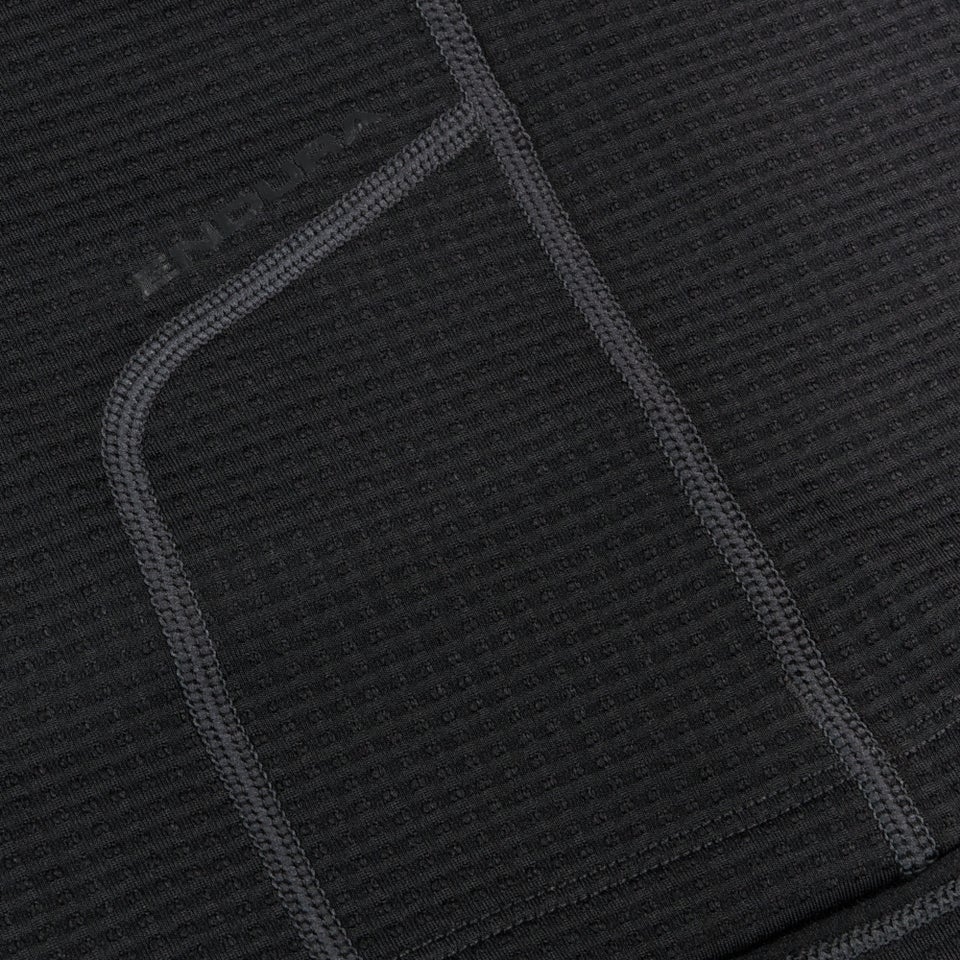 Unisex Corner L/S Tee - Black