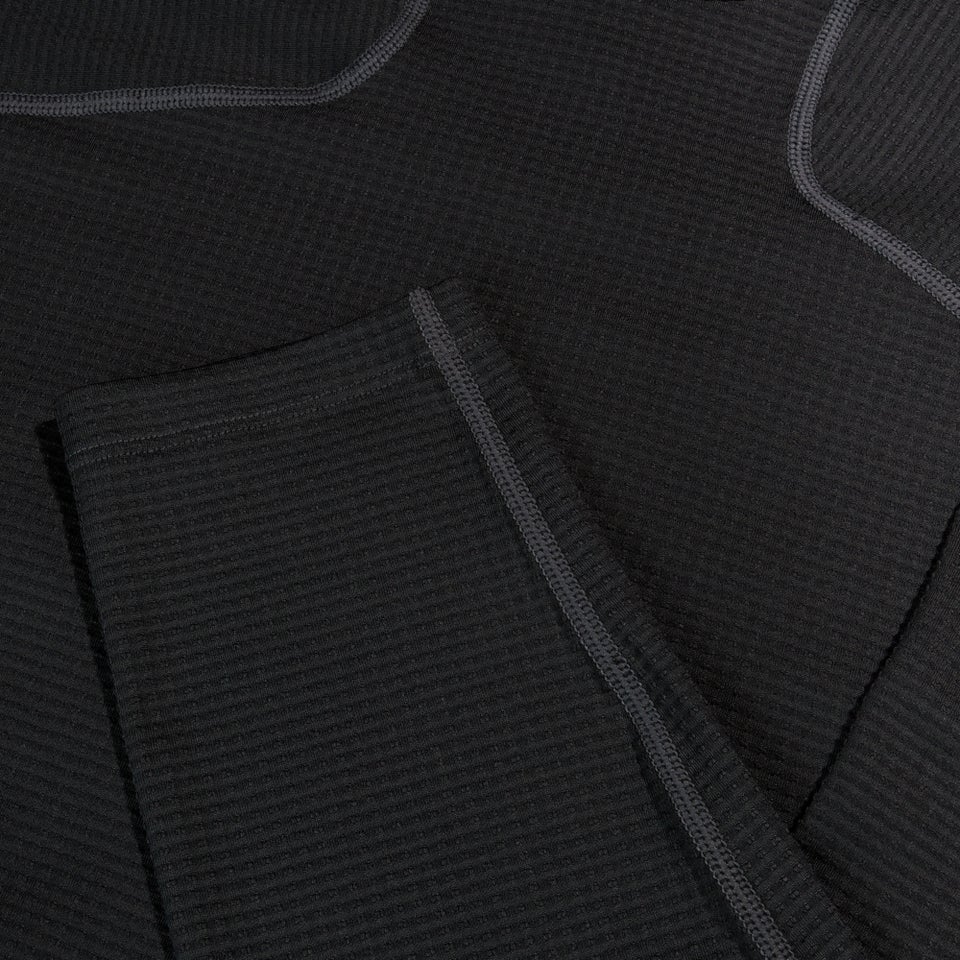 Unisex Corner L/S Tee - Black