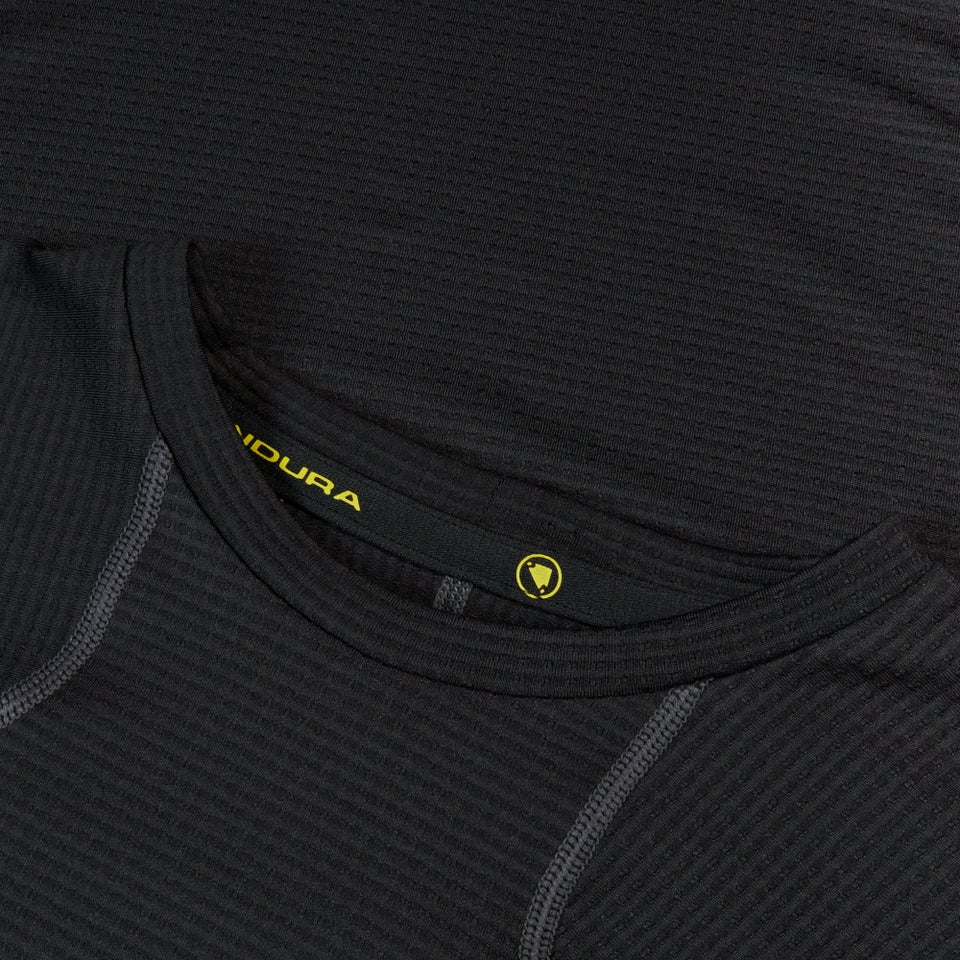 Unisex Corner L/S Tee - Black