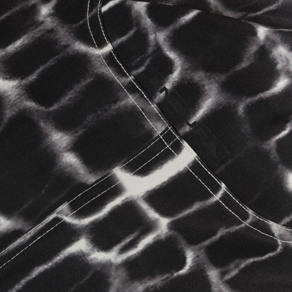 Unisex Corner V Shorts - Black Camo