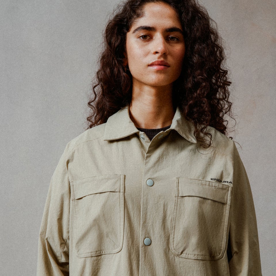 Unisex Corner Adventure Shirt - Silver Sage
