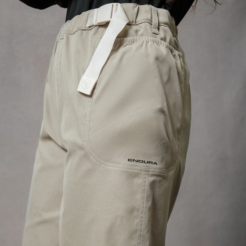 Unisex Corner V Shorts - Silver Sage