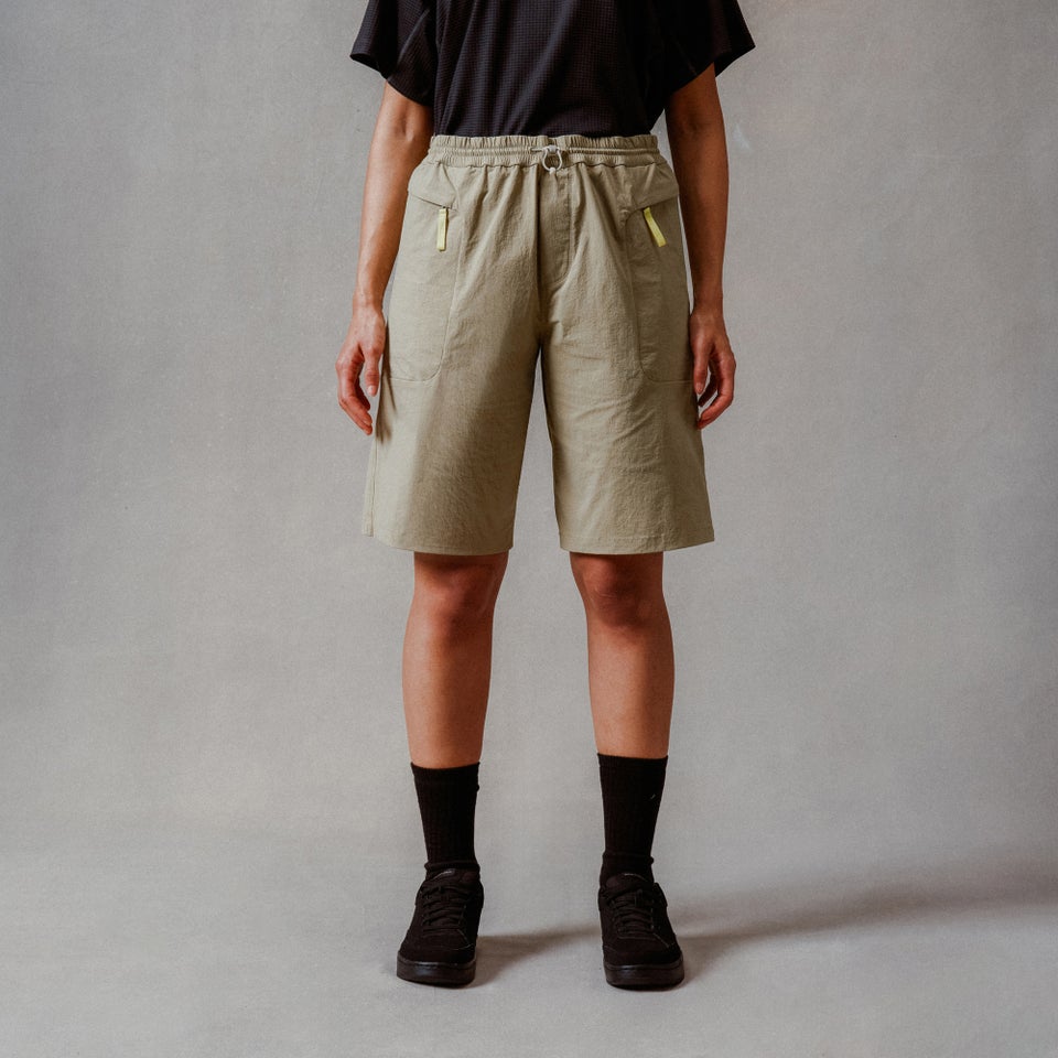 Unisex Corner V Shorts - Silver Sage