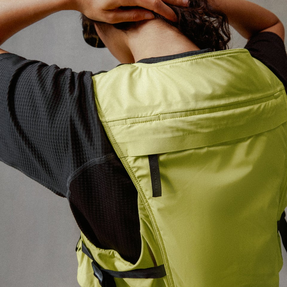 Corner Hydration Vest - Celery