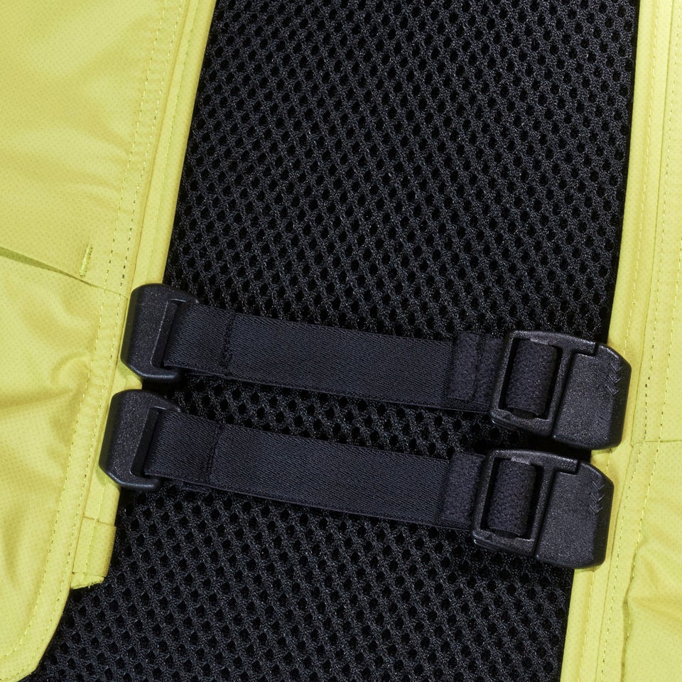 Corner Hydration Vest - Celery