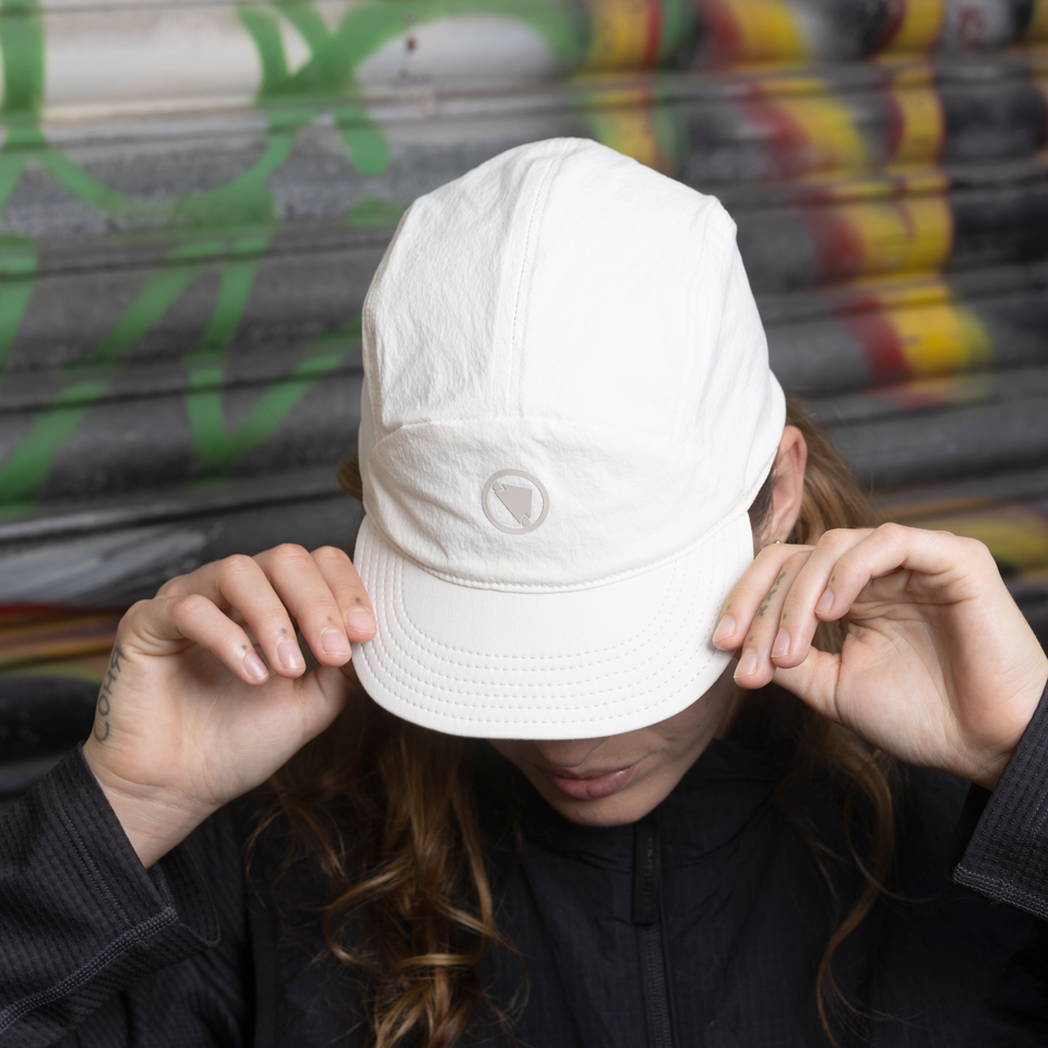 Unisex Corner-Mütze Weiß