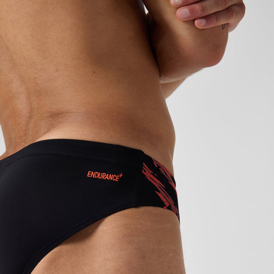 Herren Tech Badehose mit Einsatz, 7 cm Schwarz/Rot