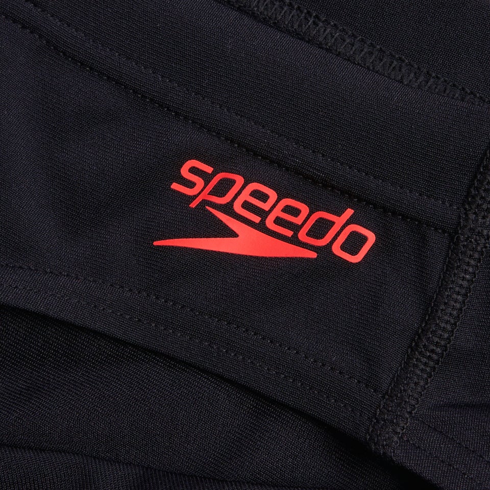 Herren Tech Badehose mit Einsatz, 7 cm Schwarz/Rot