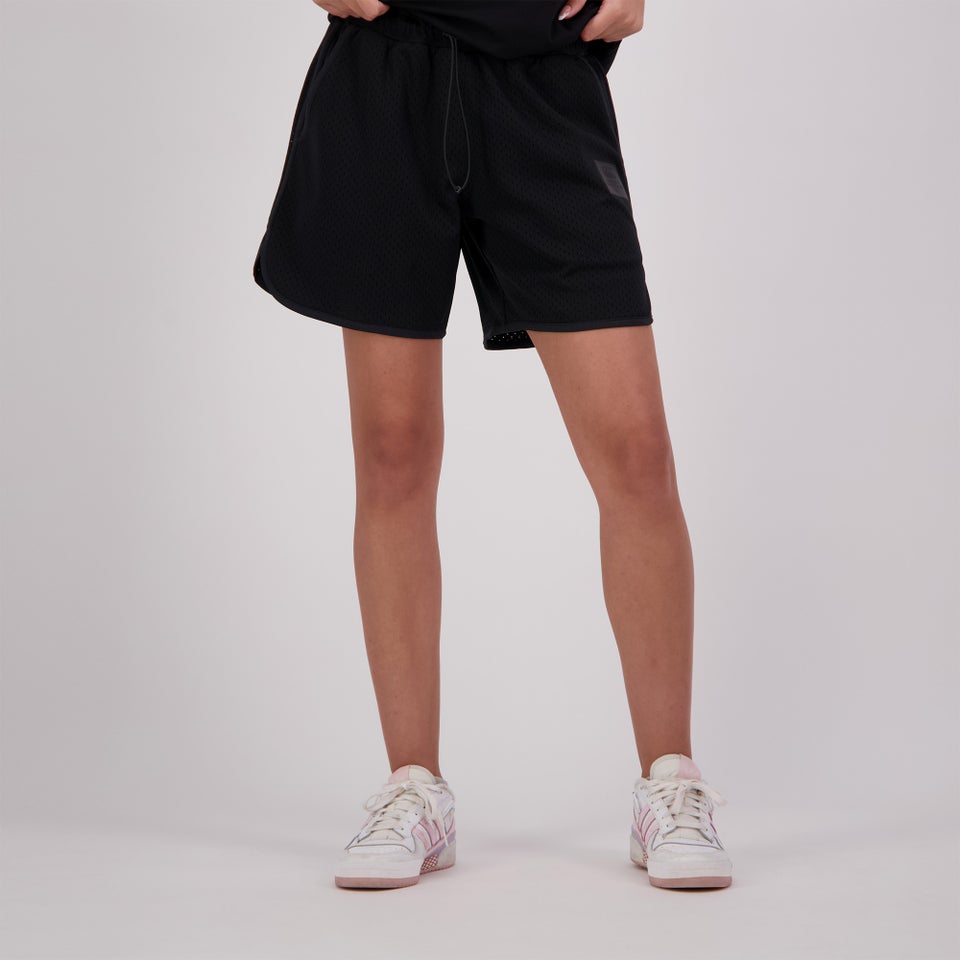 WOMENS PITCH-BLACK SHORT BLACK